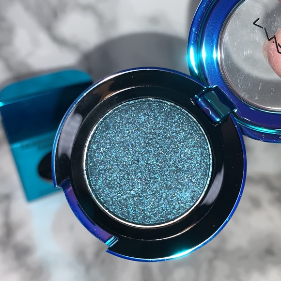 Tonight’s The Night Colourdrenched Pigments Eyeshadow Collection MAC - Picture 5 of 14